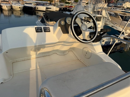 Beneteau Antares 8.80 de segunda mano en venta
