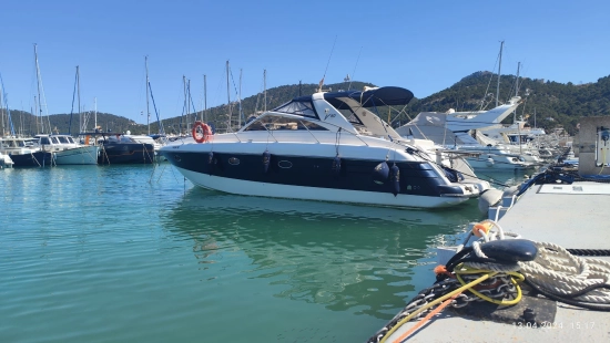 Princess V40 usado à venda