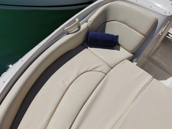 Sea Ray Sundeck 240 usado à venda