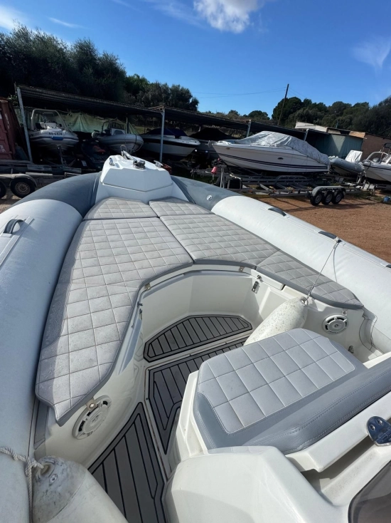 Marlin Boats 790 usado à venda