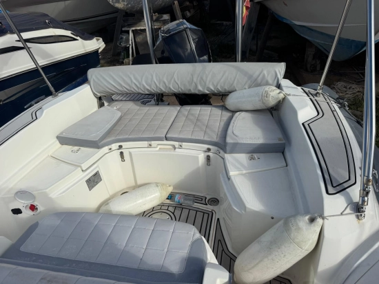 Marlin Boats 790 usado à venda