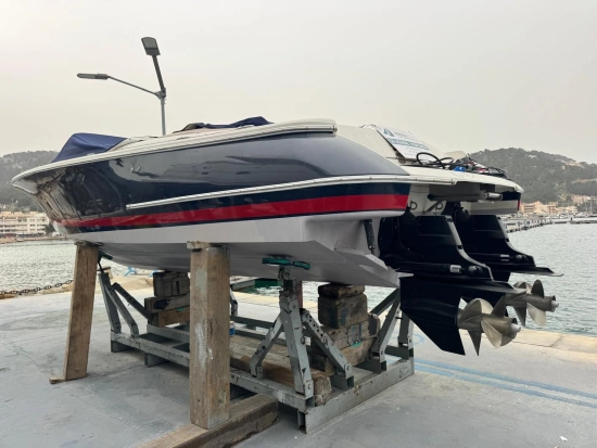 Chris Craft Corsair 28 usado à venda