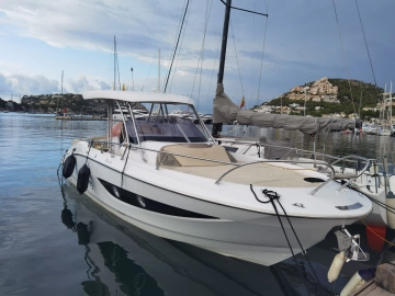 Sessa Marine Key Largo 34 usado à venda