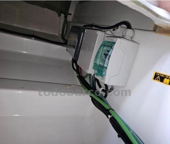 Beneteau Antares 7,80 de segunda mano en venta
