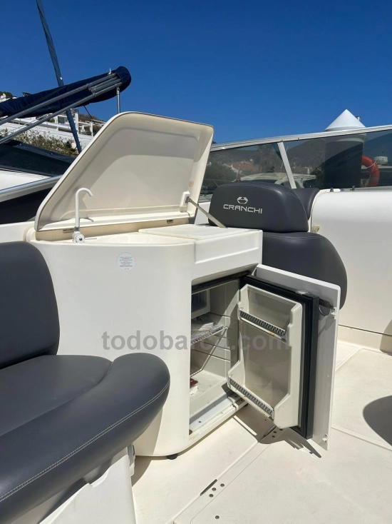 Sea Ray SLX 290 usata in vendita