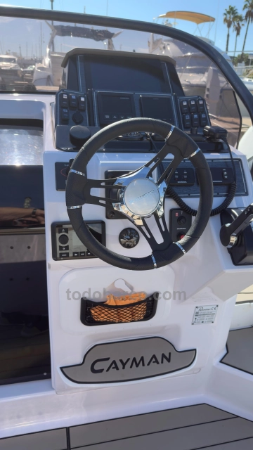Ranieri Cayman 28.0 Executive usata in vendita