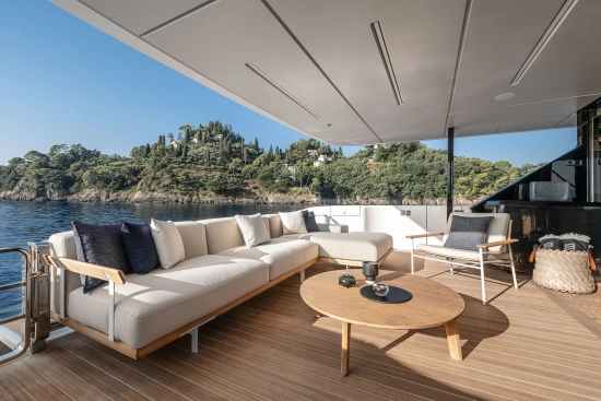 Ferretti INFYNITO 80 nuova in vendita