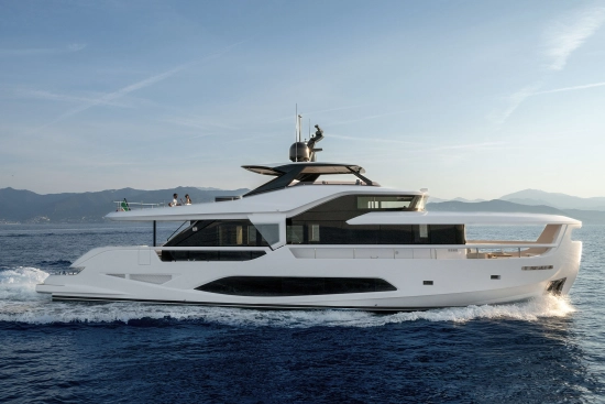 Ferretti INFYNITO 80 nuova in vendita