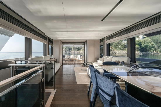 Ferretti INFYNITO 80 nuova in vendita
