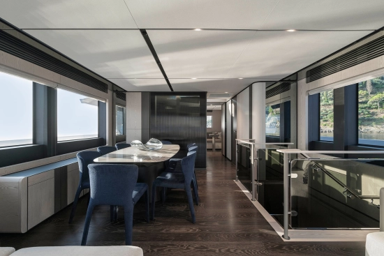 Ferretti INFYNITO 80 nuova in vendita