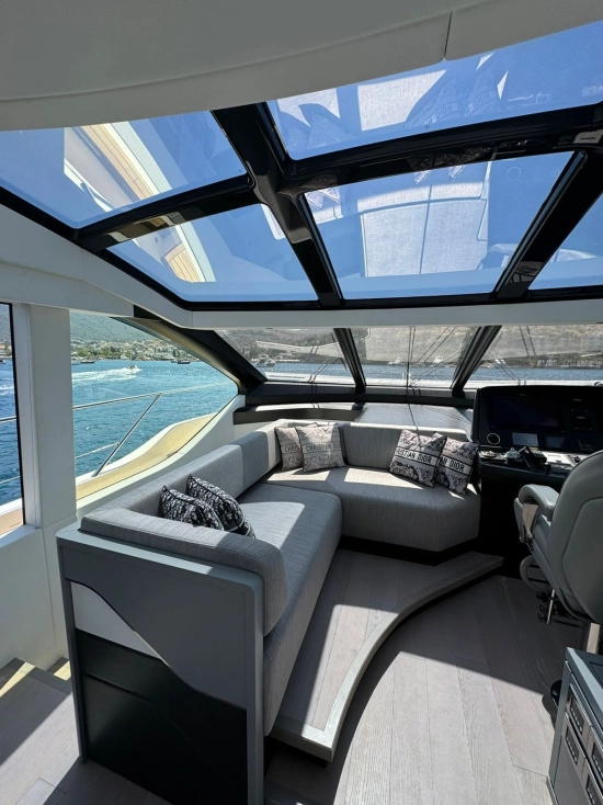 Sunseeker Predator 74 Xps usata in vendita