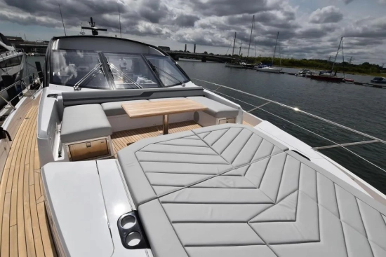 Sunseeker Predator 74 Xps usata in vendita