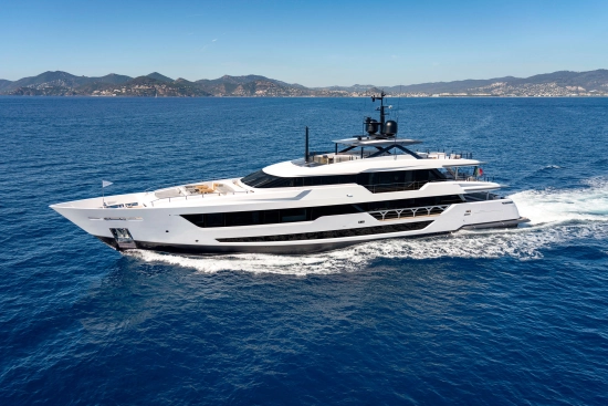 Custom Line 140 nuova in vendita