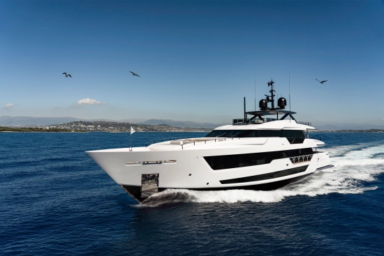 Custom Line 140 nuova in vendita