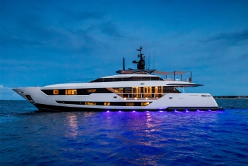 Custom Line 120 nuova in vendita