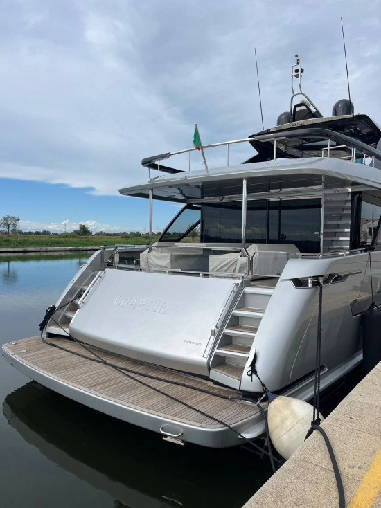 Riva 90 Argo usado à venda