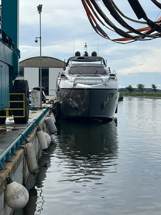 Riva 90 Argo usado à venda