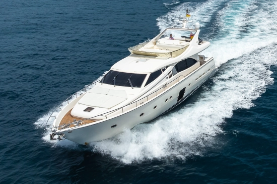 Ferretti 731 usata in vendita