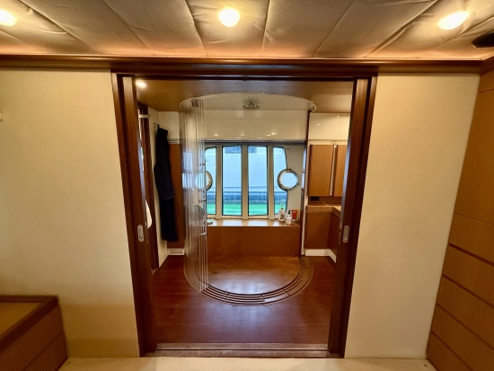 Ferretti 731 usata in vendita