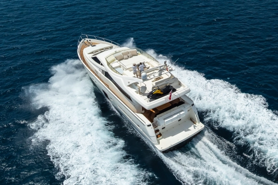 Ferretti 731 usata in vendita