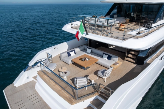Ferretti INFYNITO 90 de segunda mano en venta