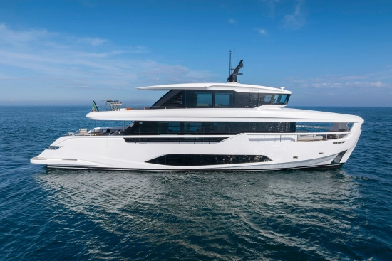Ferretti INFYNITO 90 de segunda mano en venta