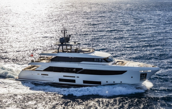 Custom Line Navetta 33 usata in vendita