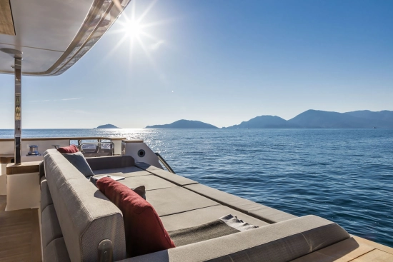 Custom Line Navetta 33 usata in vendita
