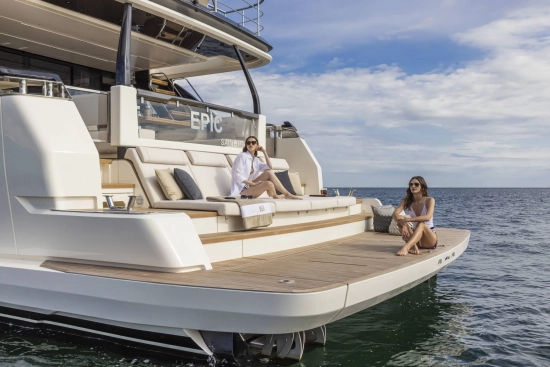 Ferretti YACHTS 1000 usata in vendita