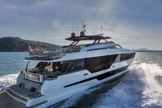 Ferretti YACHTS 1000 usata in vendita