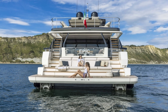Ferretti YACHTS 1000 usata in vendita