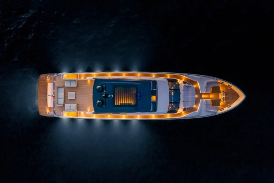 Ferretti YACHTS 1000 usata in vendita