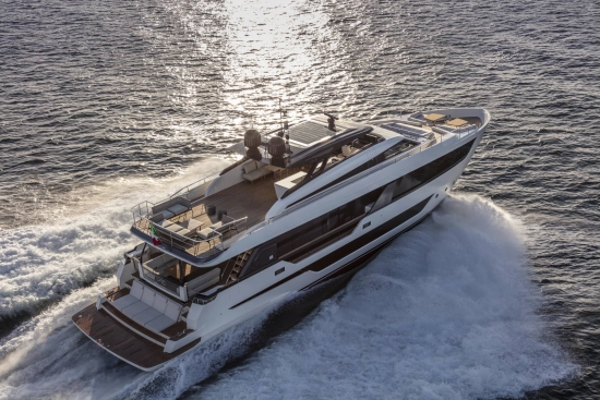 Ferretti YACHTS 1000 usata in vendita