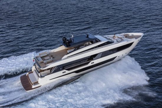 Ferretti YACHTS 1000 usata in vendita