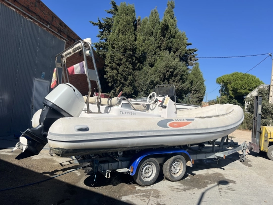 Selva Marine 600 usado à venda