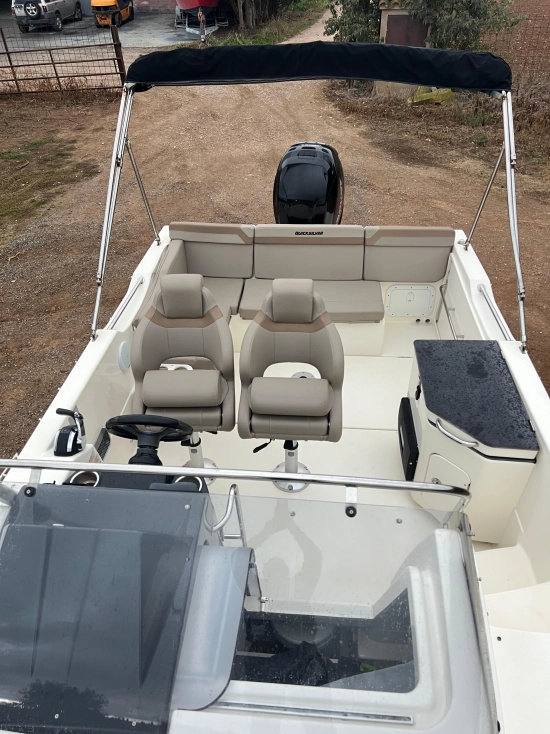 Quicksilver Activ 755 Sundeck usata in vendita
