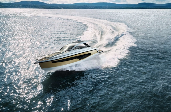 Sealine S335 brand new for sale
