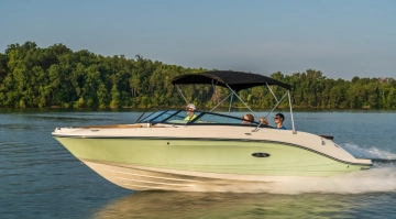 Sea Ray SPX 230 nuova in vendita