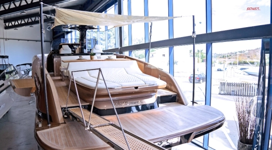 Solaris Power 44 OPEN usata in vendita