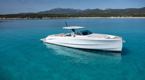 Solaris Power 44 ST OPEN nuova in vendita