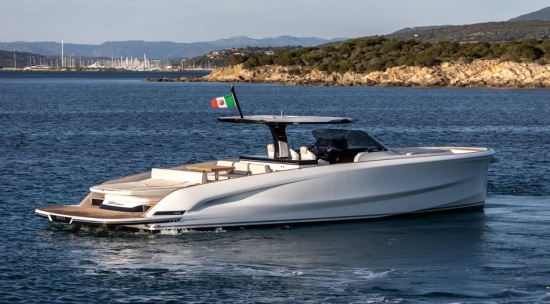 Solaris Power 44 ST OPEN nuova in vendita