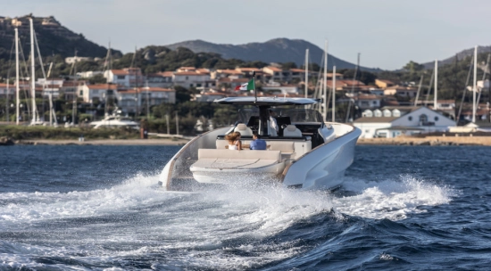 Solaris Power 44 ST OPEN nuova in vendita