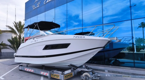 Four Winns V255 usata in vendita