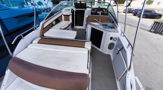 Four Winns V255 usata in vendita