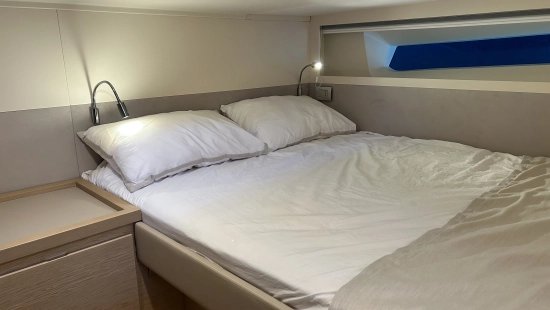 Solaris Power 44 OPEN usata in vendita