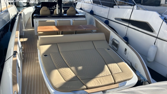 Solaris Power 44 OPEN usata in vendita