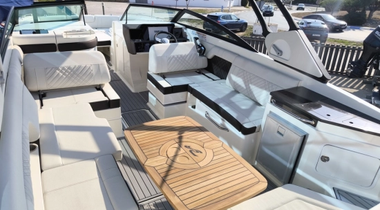 Sea Ray SDX 290 nuova in vendita