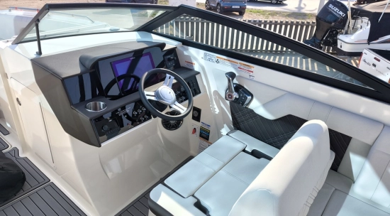 Sea Ray SDX 290 nuova in vendita
