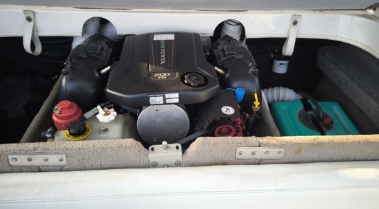Stingray 220 LX usata in vendita