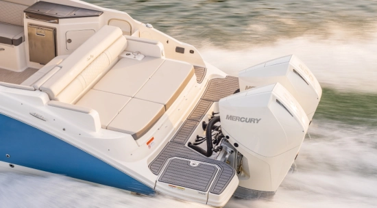 Sea Ray SDX 290 OB usado à venda